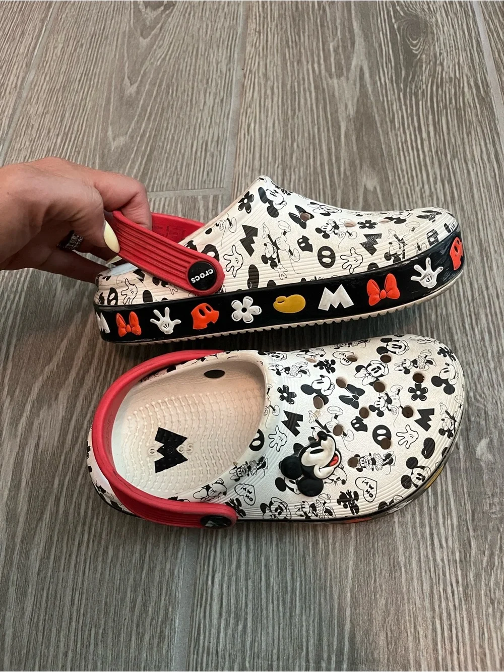Disney CROCS Minnie Mouse